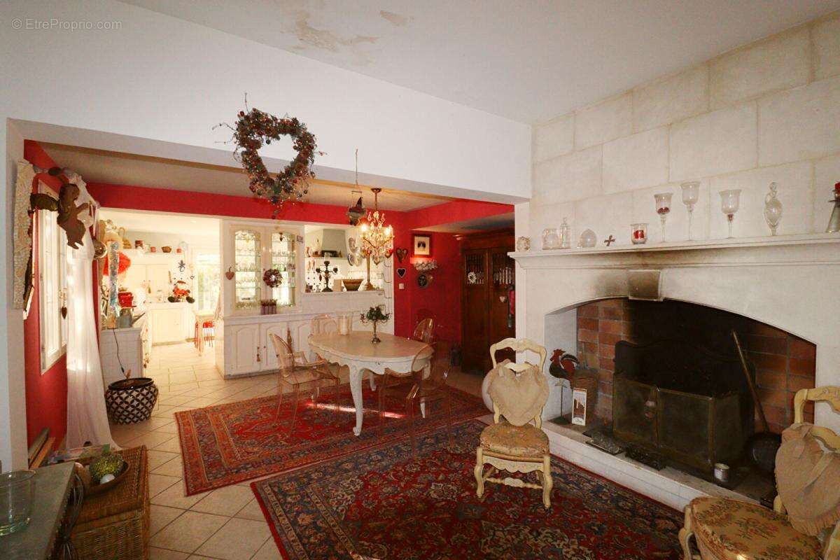 Maison à CAUMONT-SUR-DURANCE