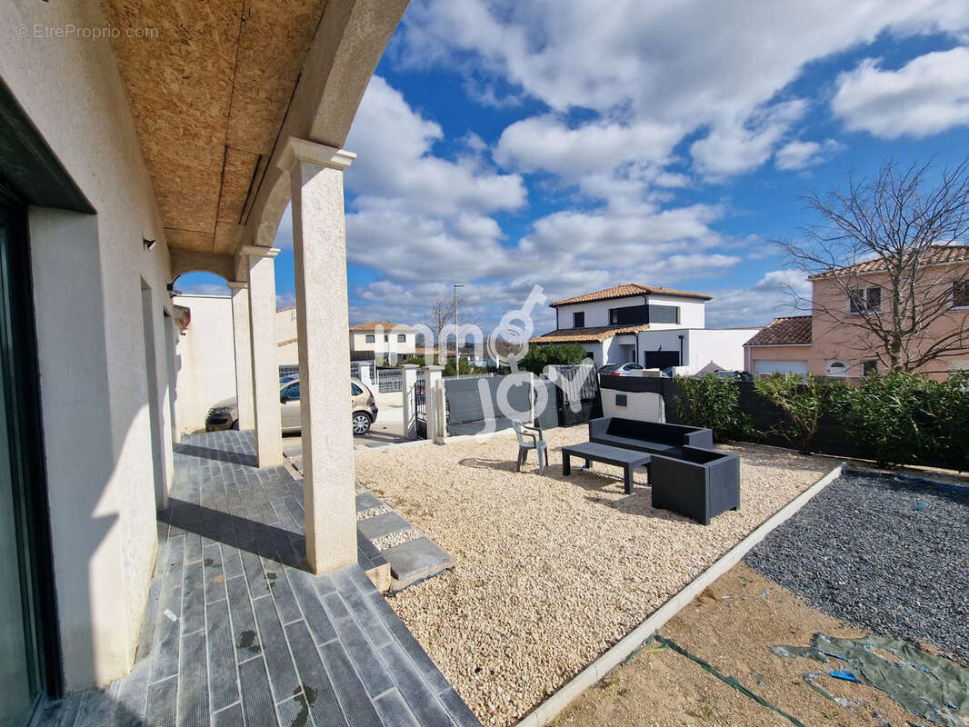 Maison à LEZIGNAN-CORBIERES