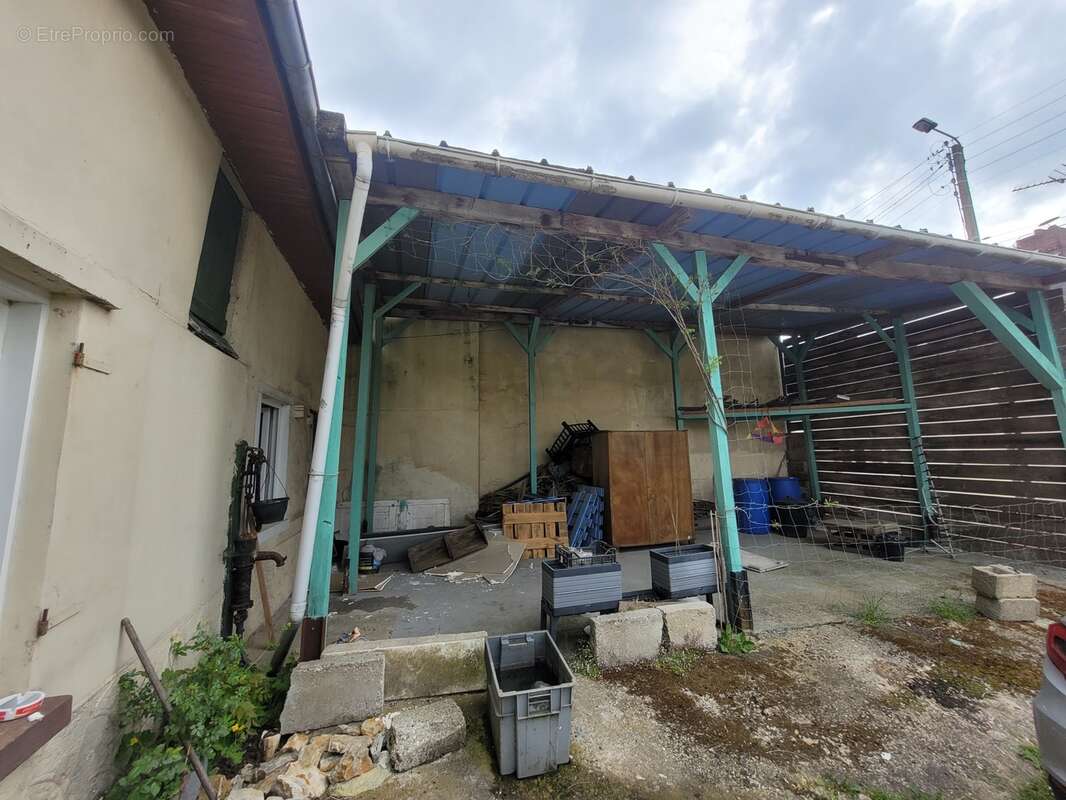 n°6 - Maison à NEUVILLE-COPPEGUEULE