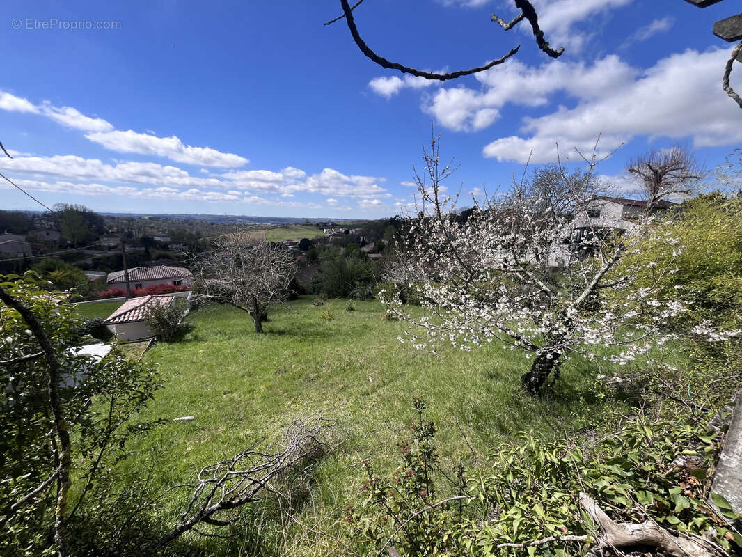 Maison à MONTASTRUC-LA-CONSEILLERE
