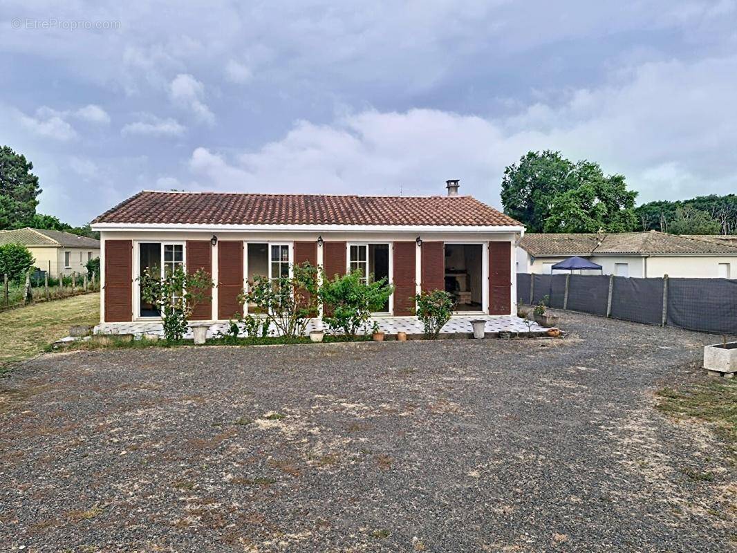 Maison Martillac 4 pièce(s) 80 m2 - photo 1