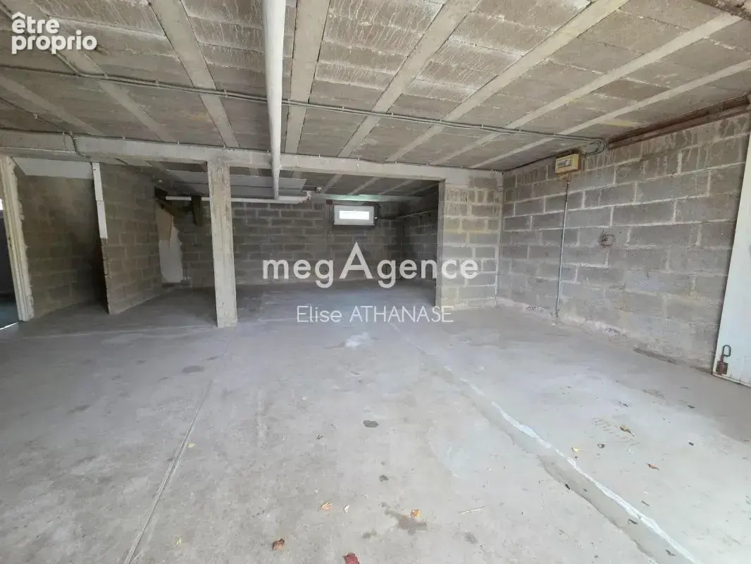 Maison 3 chambres sur sous sol complet - photo 12