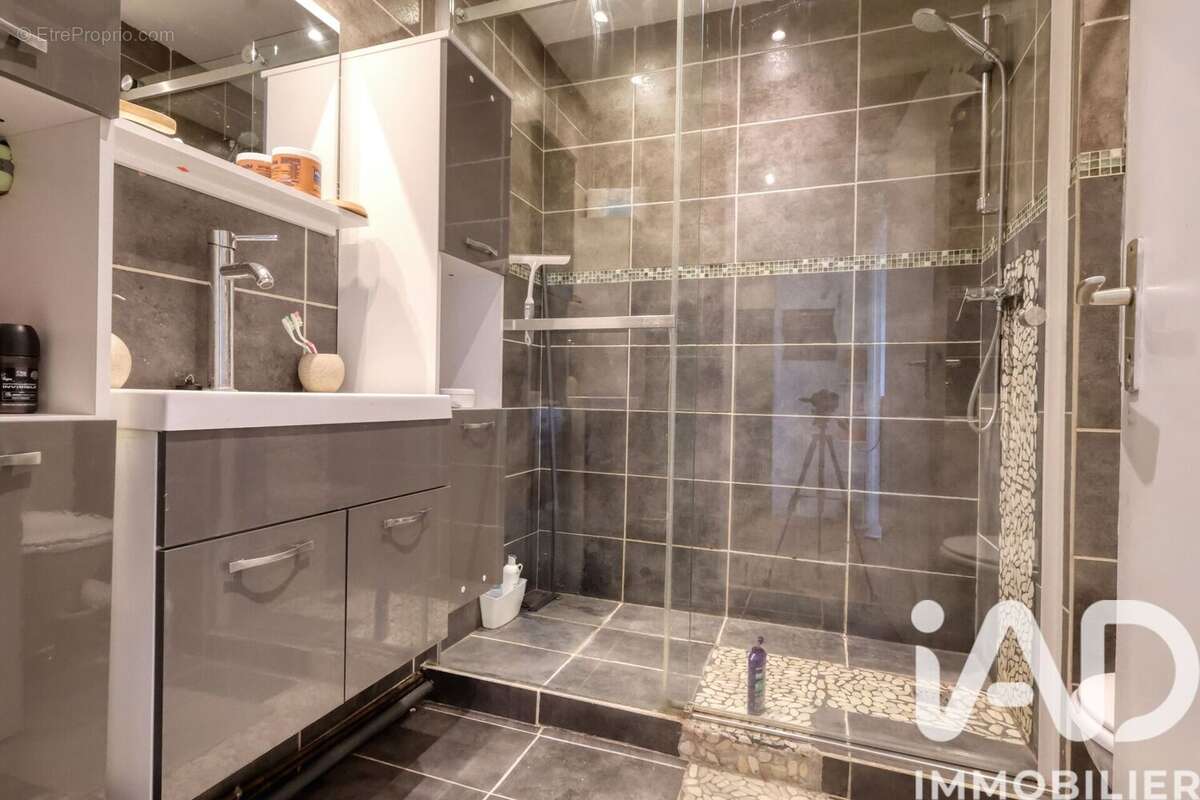 Photo 6 - Appartement à BAGNOLET