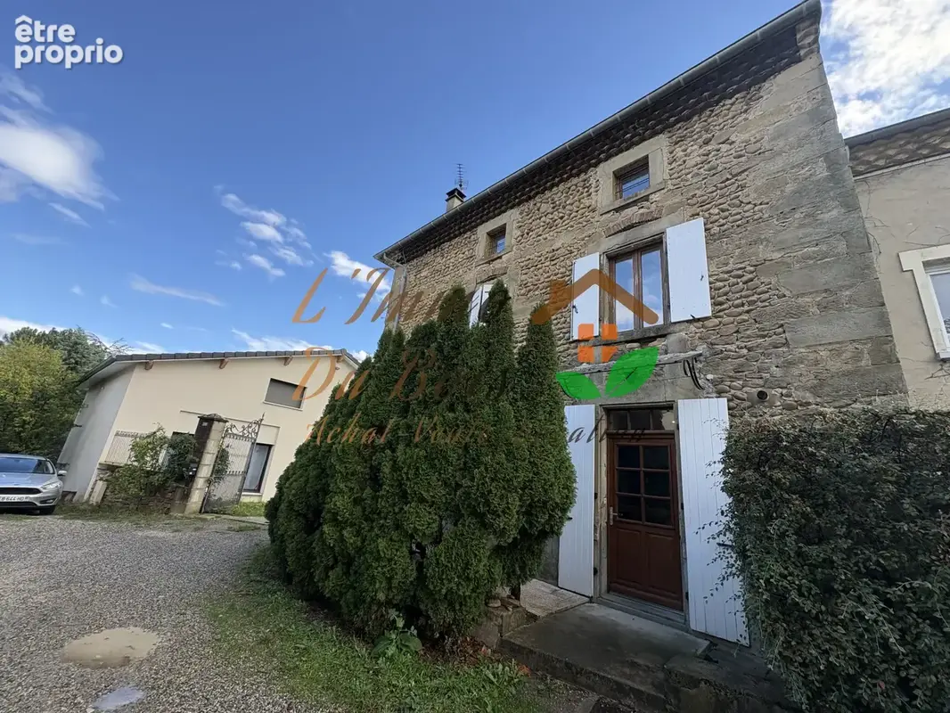 SAINT BARTHELEMY DE VALS - Maison de village d’environ 105 m2   4 chambres - photo 10