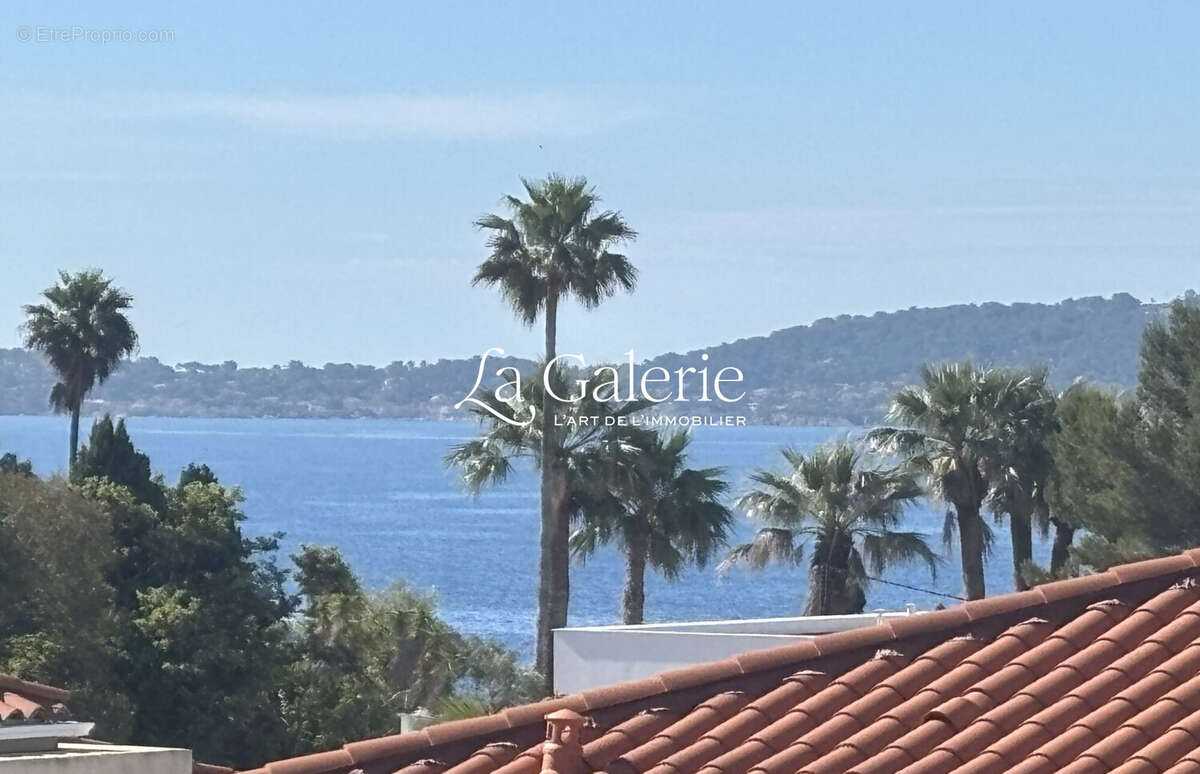 Appartement à CARQUEIRANNE