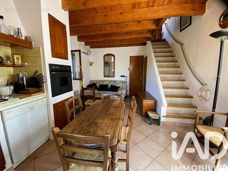 Maison 112 m² à Puymeras  - photo 7