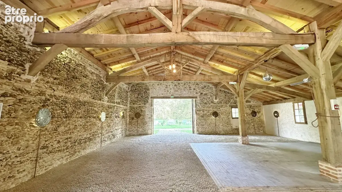 Propriété d'exception  Manoir historique au cur de près de 3 hectares - photo 9