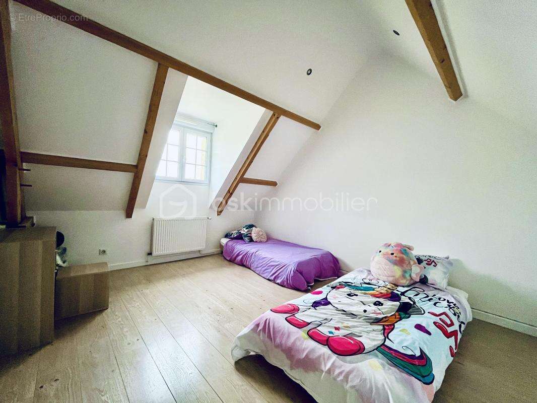 Maison à OZOIR-LA-FERRIERE