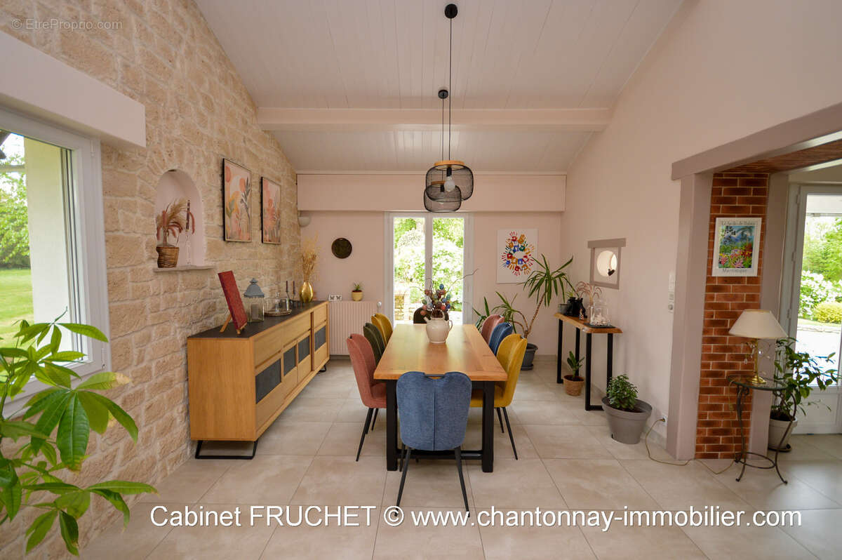 Maison à CHANTONNAY