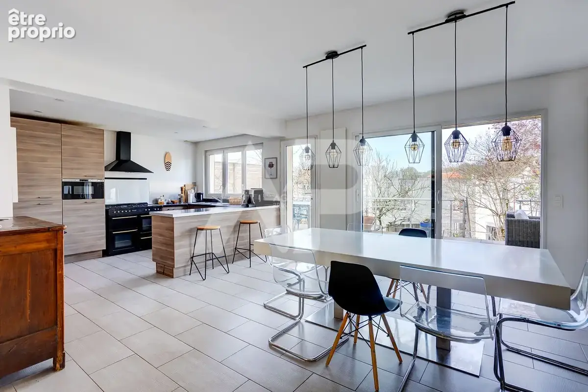 CHAVILLE - Ursine - Belle maison moderne et familiale de 8 pièces - photo 2