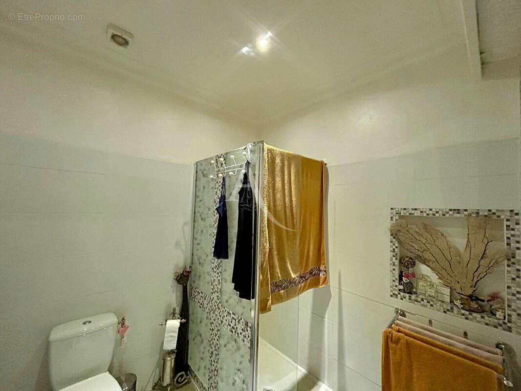 Charmante maison de ville  T5 125m2 jardin et garage - photo 13