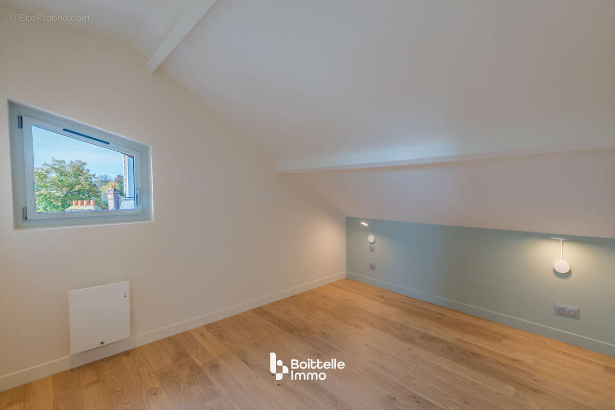 Appartement à FONTAINEBLEAU