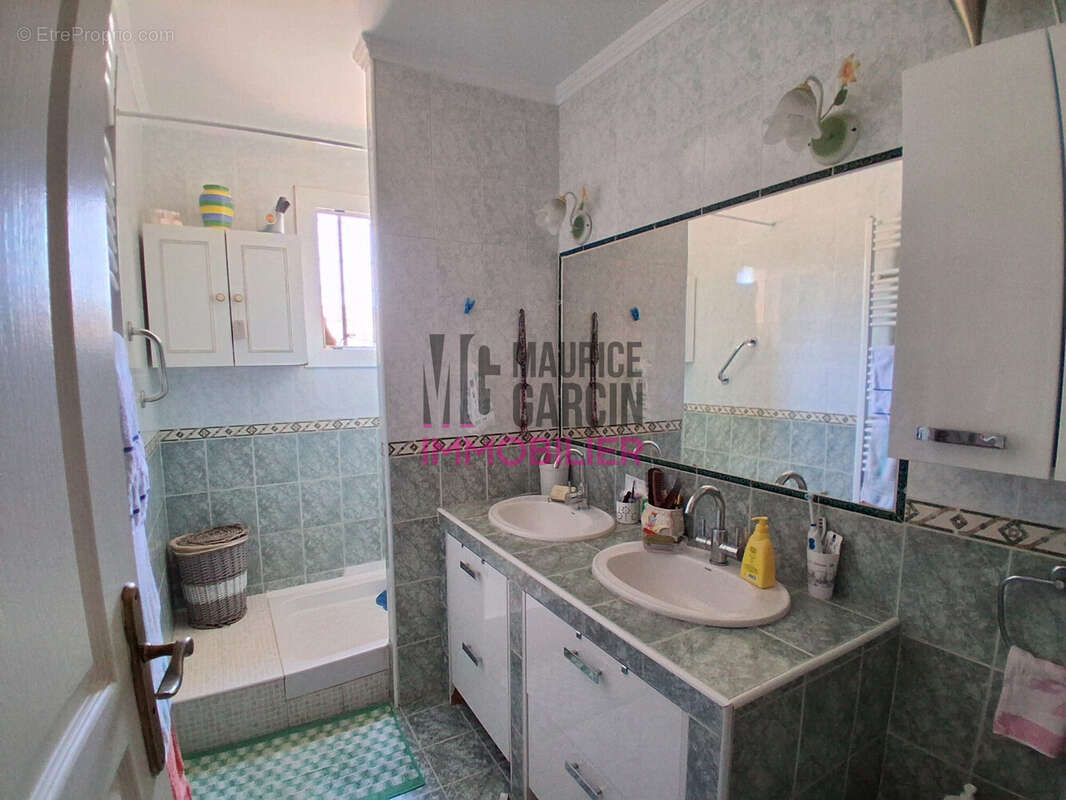 Maison 100 m² à L'isle-Sur-La-Sorgue  - photo 9