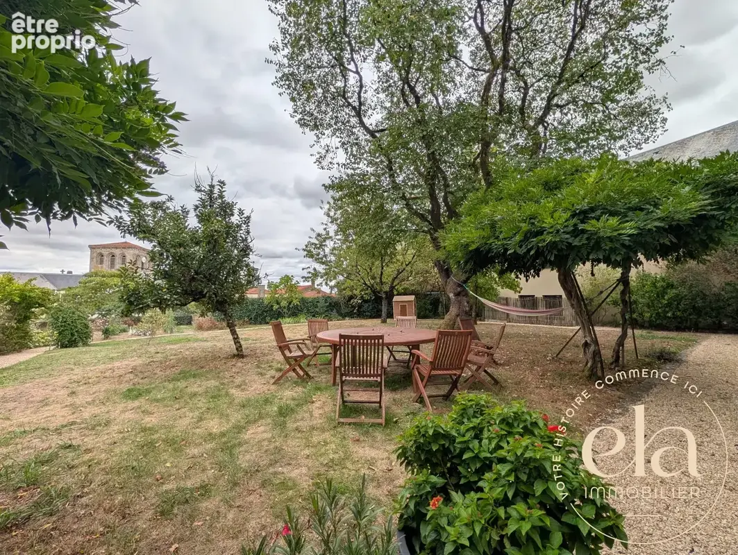 Photo Maison à Pouzauges au prix de 419 000€