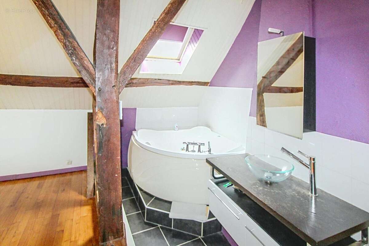 Photo 3 - Maison à TOULON-SUR-ARROUX