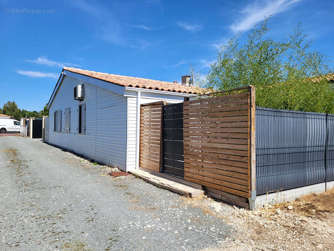 Maison à SAUJON