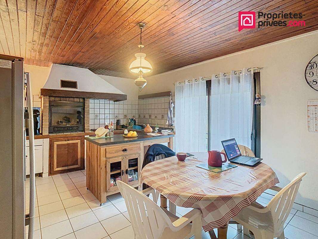 Maison à SAINT-ANDRE-DE-MAJENCOULES