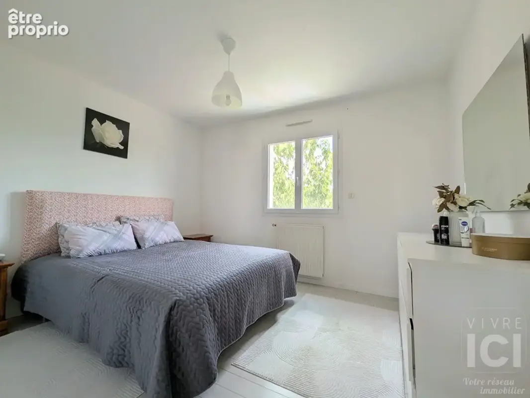 BOURG de Casson - Maison 153 m² avec terrain de 932 m² - photo 14