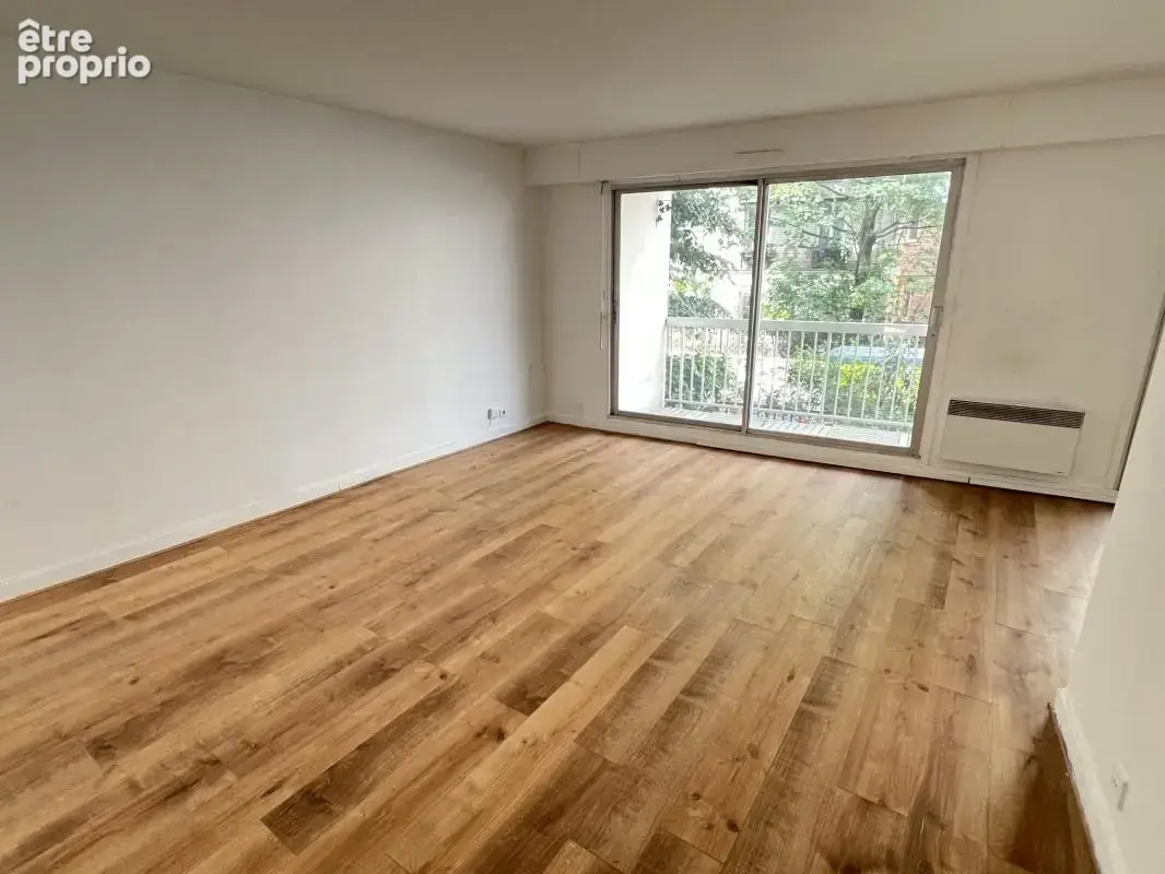 Appartement à PARIS-19E