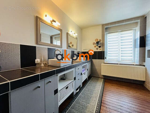 Maison 200 m² à Fenneviller  - photo 7