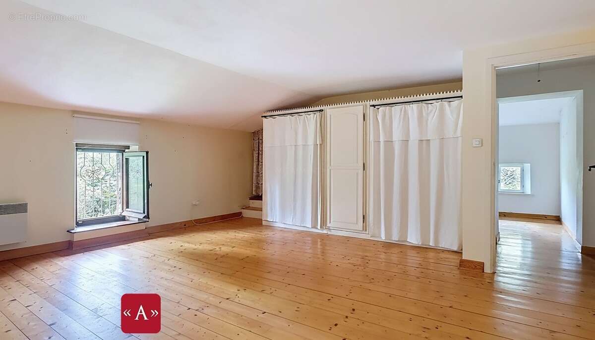 Maison à LISLE-SUR-TARN