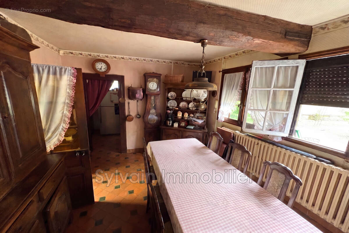 Maison 295 m² à Talmontiers  - photo 4