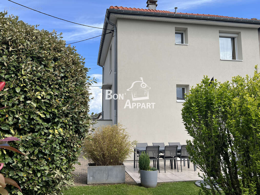 Maison à REHON
