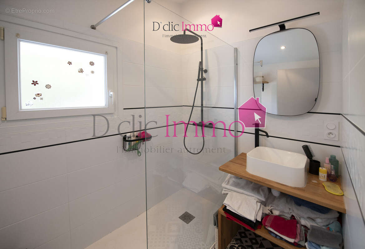 SOULLANS - Charmante Maison de 124 m2 en campagne dans les Marais - 4266m2 - photo 10