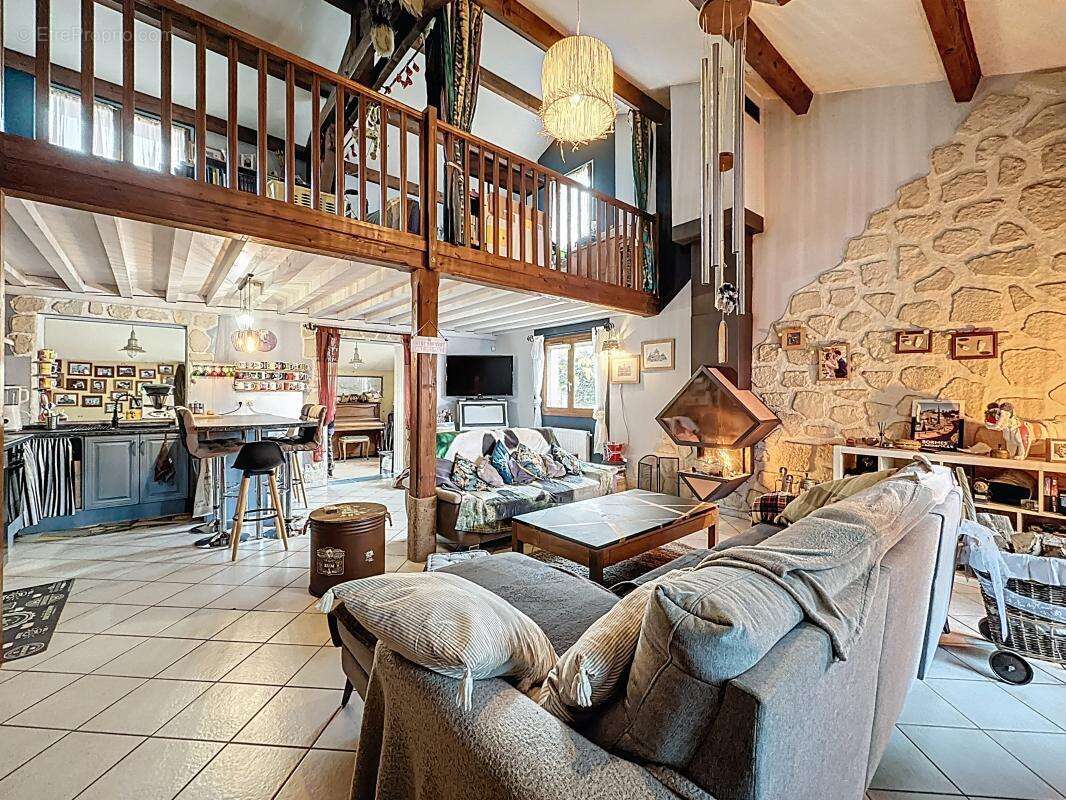 Maison à MIONS