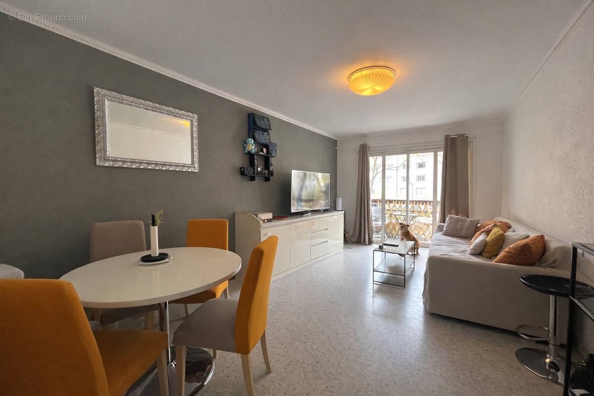 Appartement à MENTON