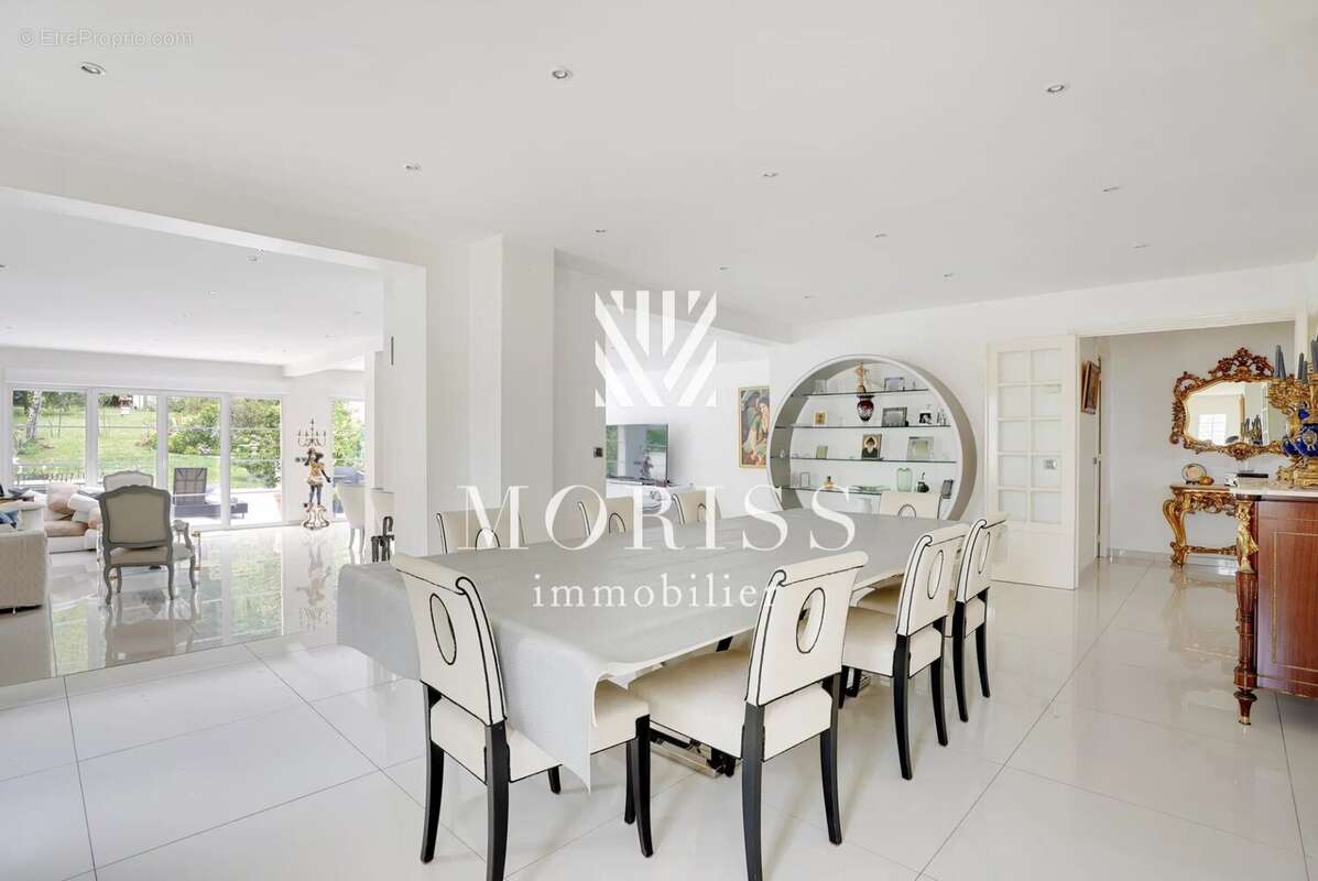 Maison à RUEIL-MALMAISON