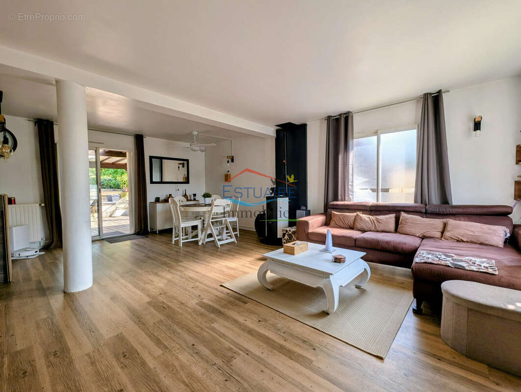 Maison 100 m² à Saffre  - photo 4