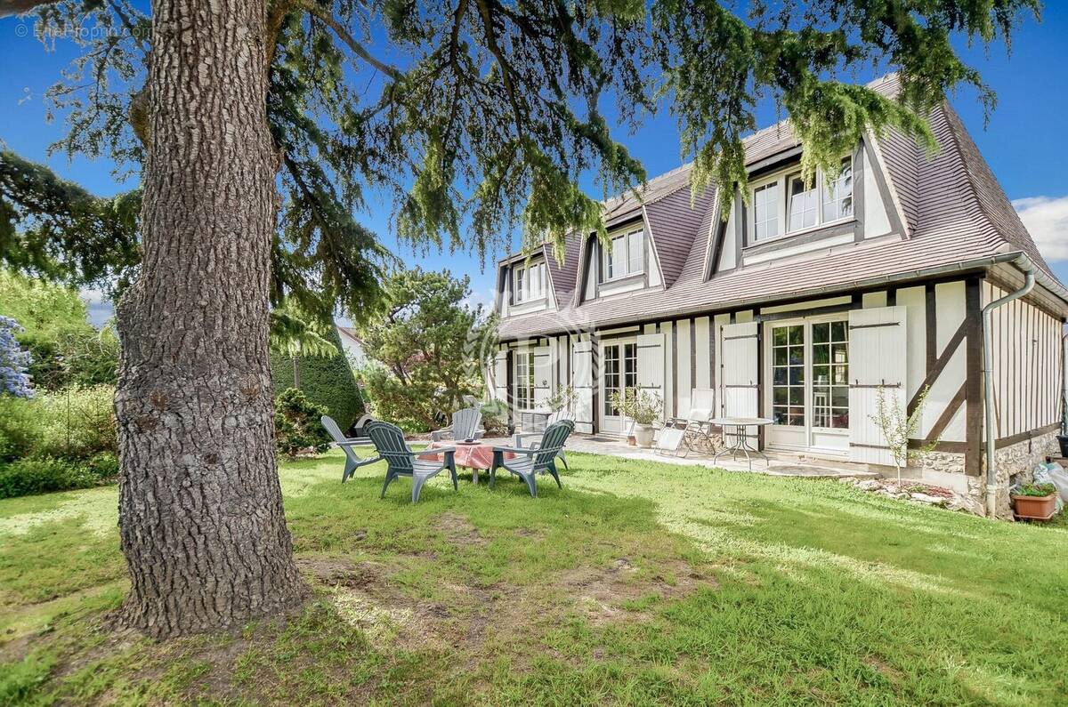 Maison à CONFLANS-SAINTE-HONORINE