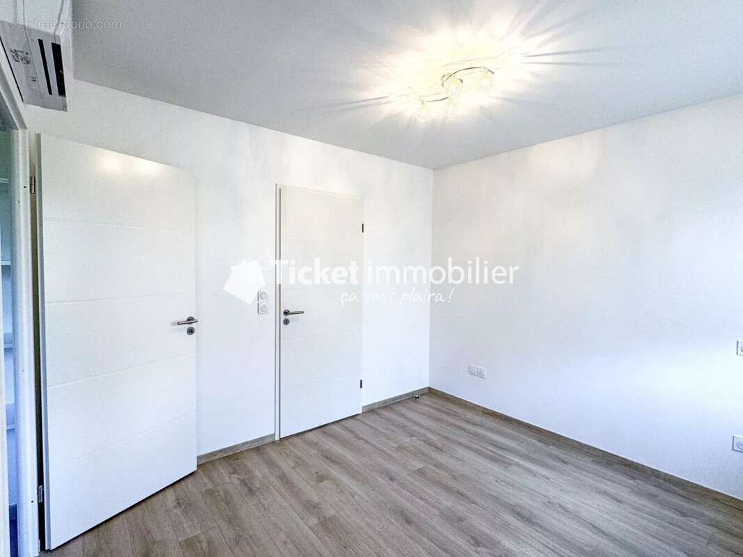 Maison à SAINT-ORENS-DE-GAMEVILLE