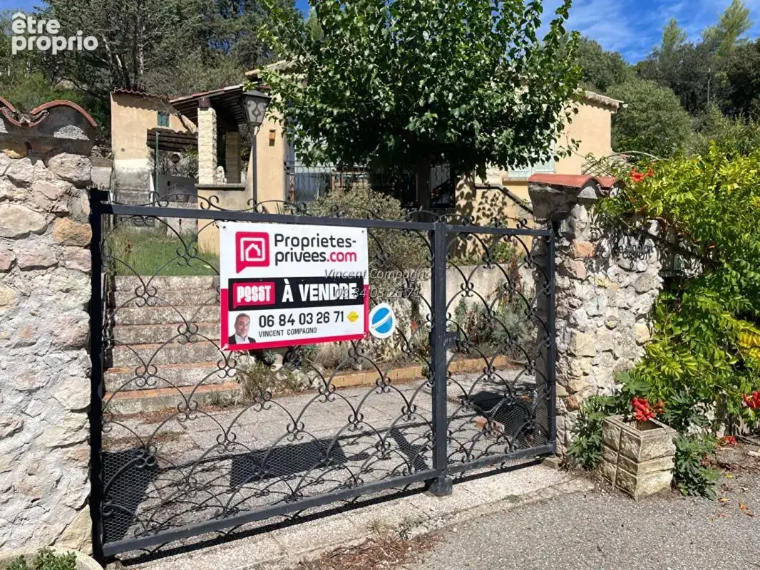 Maison à ESPARRON-DE-VERDON