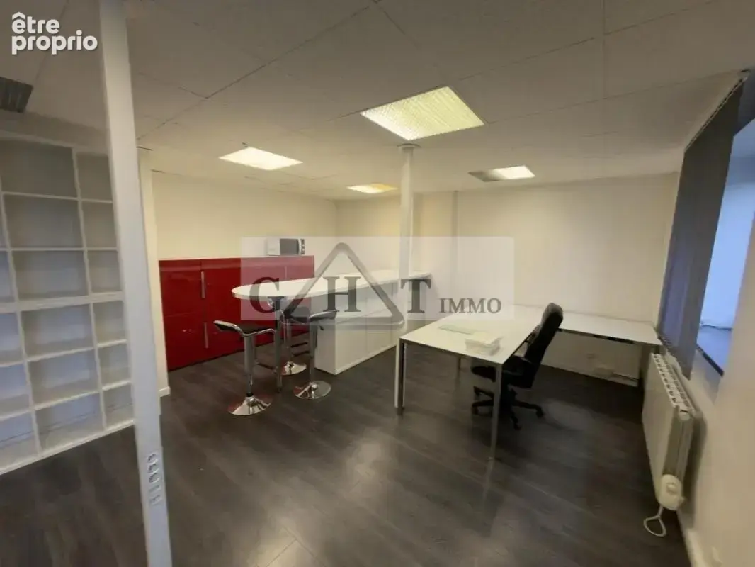 Entrepot 300m2 a vendre moissy cramayel - photo 8