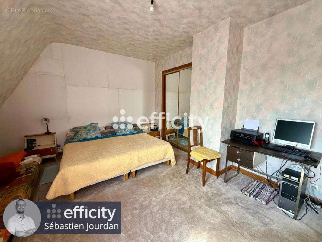 Maison à VILDE-GUINGALAN