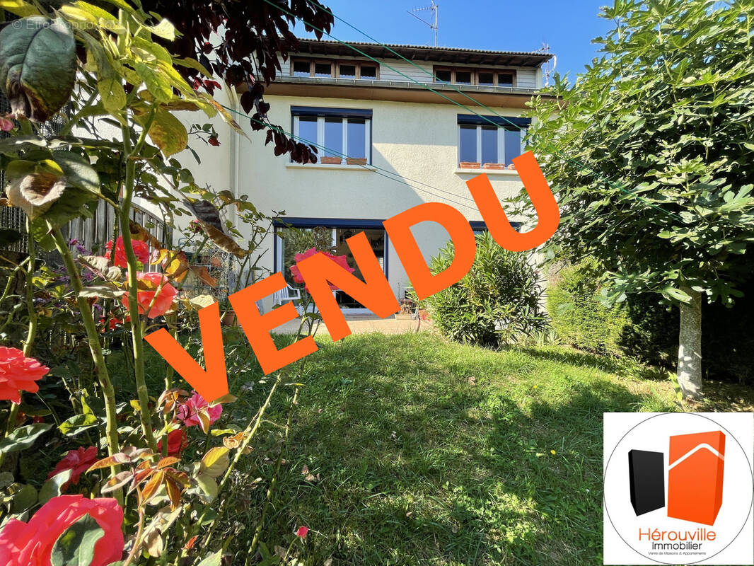 Maison à HEROUVILLE-SAINT-CLAIR