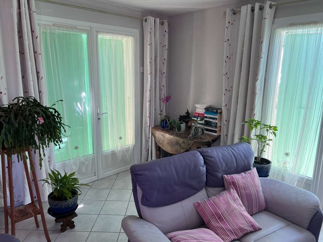 Maison à vendre 6 pièces COZES (17) - photo 4