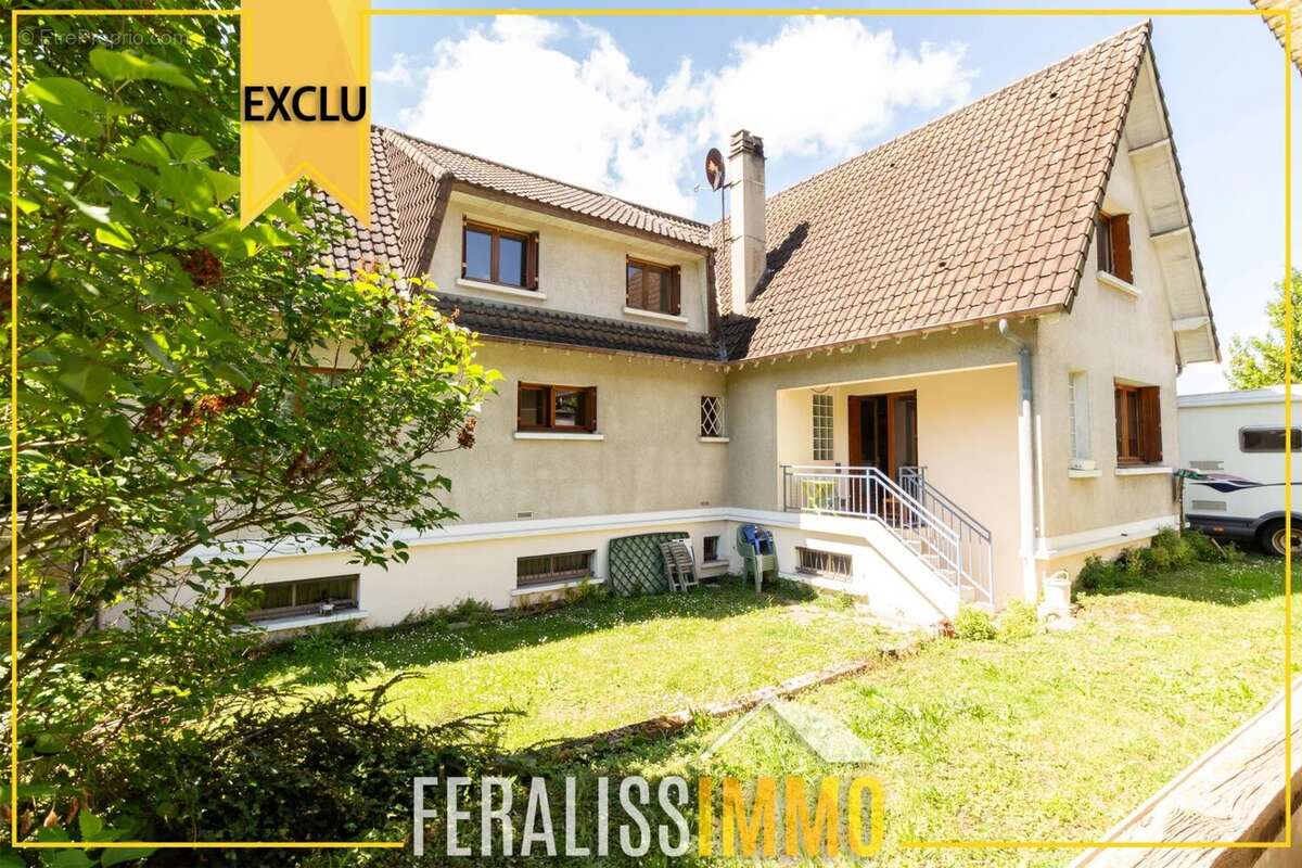 Maison à VAUX-SUR-SEINE