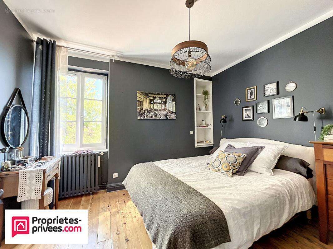 Maison à SAINT-SULPICE