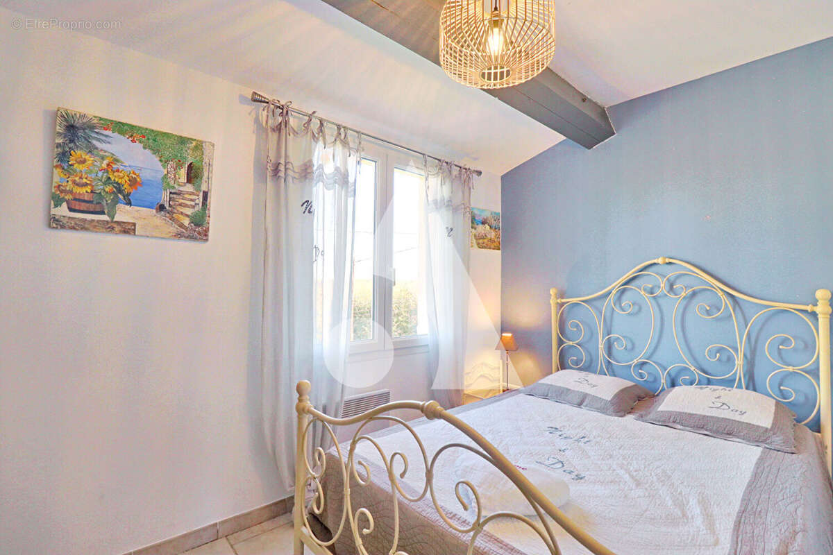 Maison à SAINT-JULIEN