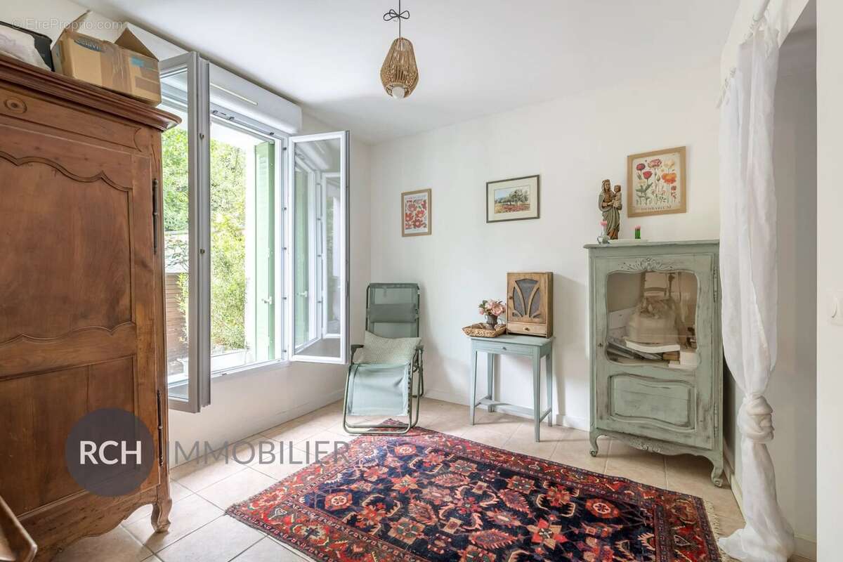 Maison à MONTFORT-L'AMAURY