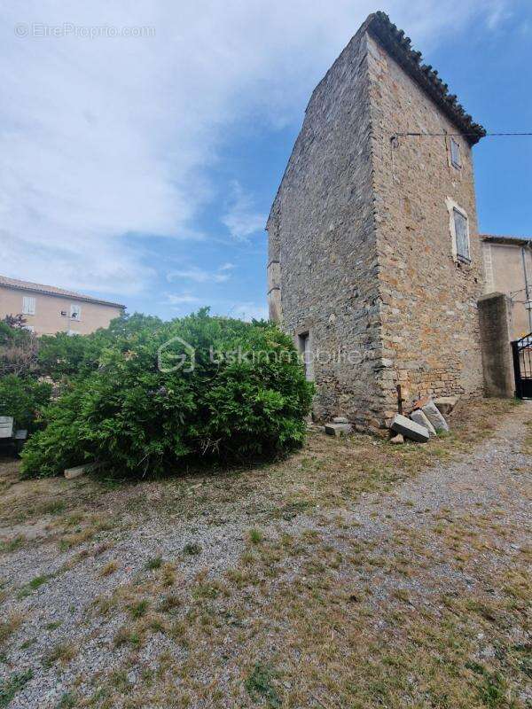 Maison à SAINT-JEAN-DE-BARROU