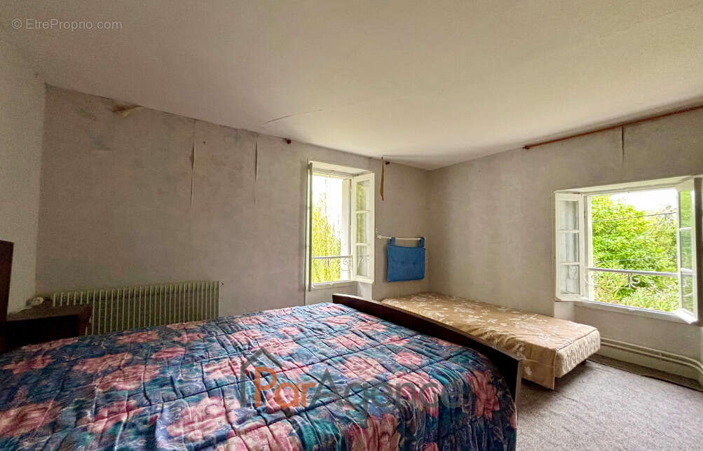 Maison à CORME-ECLUSE