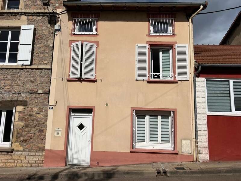 Maison à CHAUFFAILLES