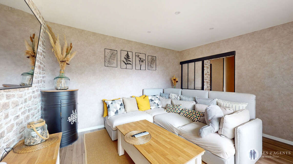 Maison à SAINT-MARTIN-D&#039;HERES