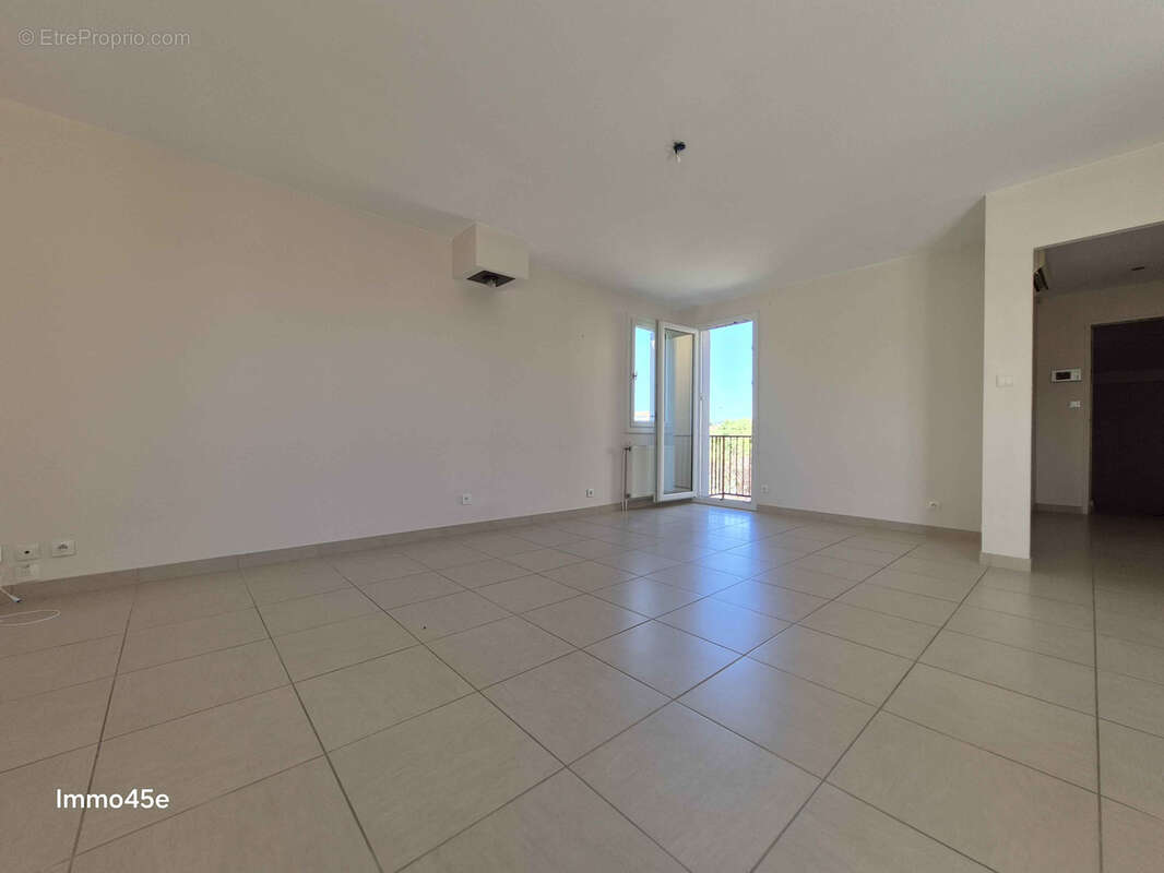 A Vendre T3 rénové + garage Tournon SUD - photo 13