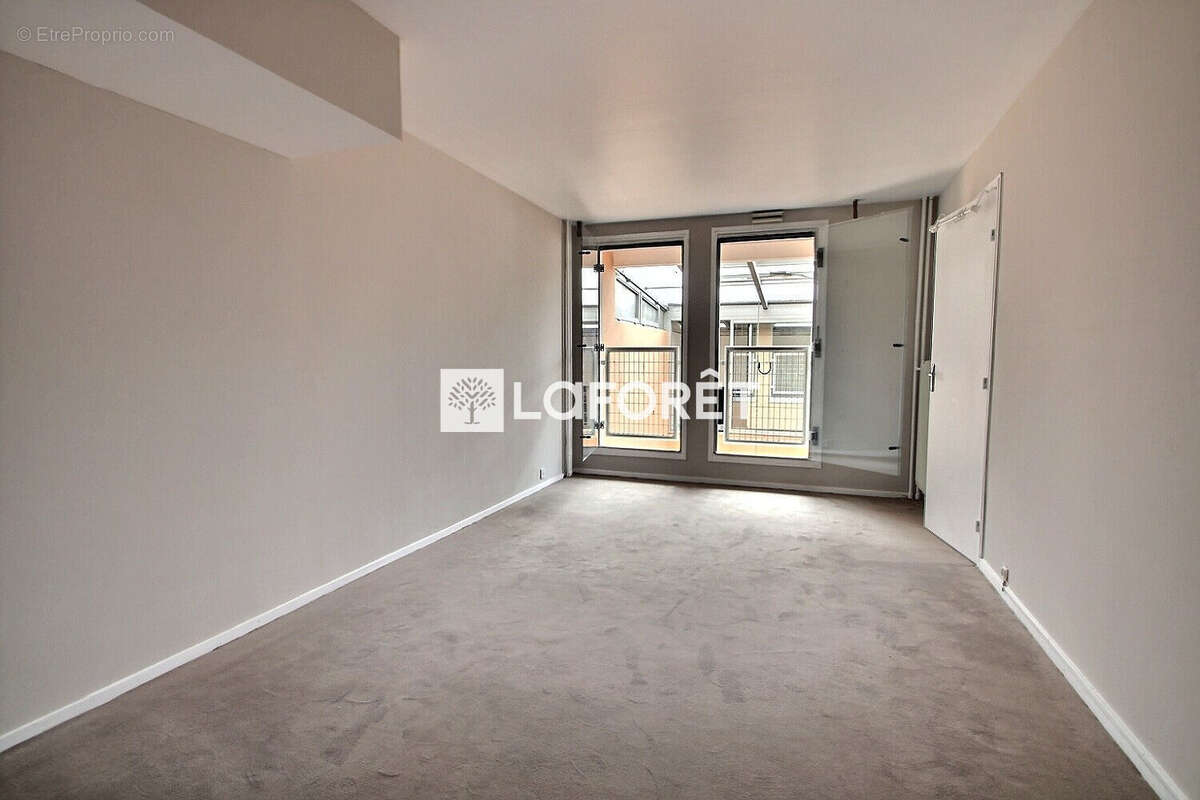 Appartement familial triplex - jardin - stationnement - cave - photo 4