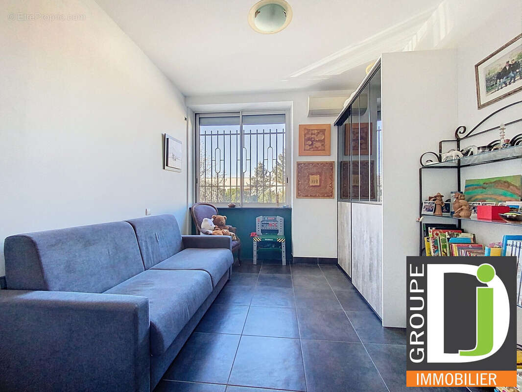 Appartement 100 m² à Valence  - photo 4